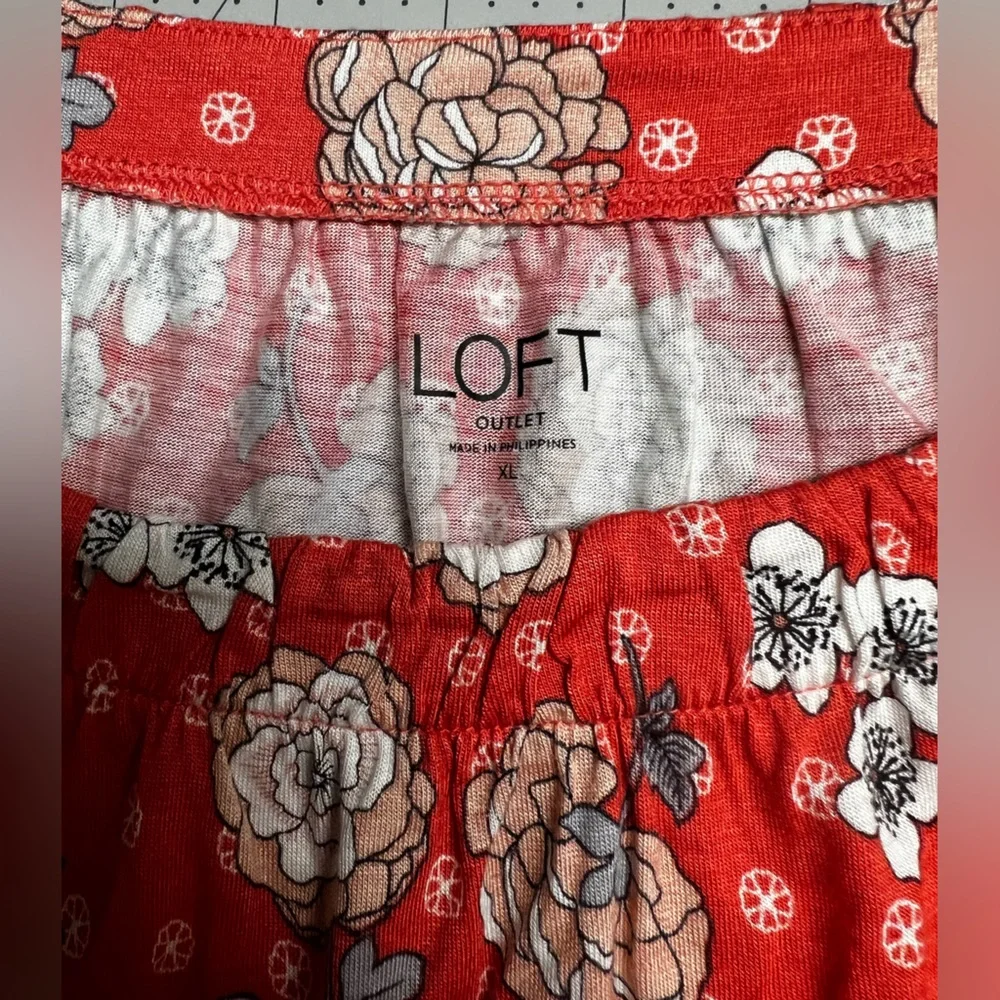 LOFT Vibrant Coral Sleeveless Floral Top Sz xl Ptp 25 - Picture 3 of 5